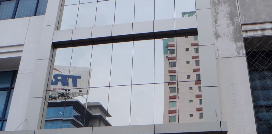 Office building in Sunter